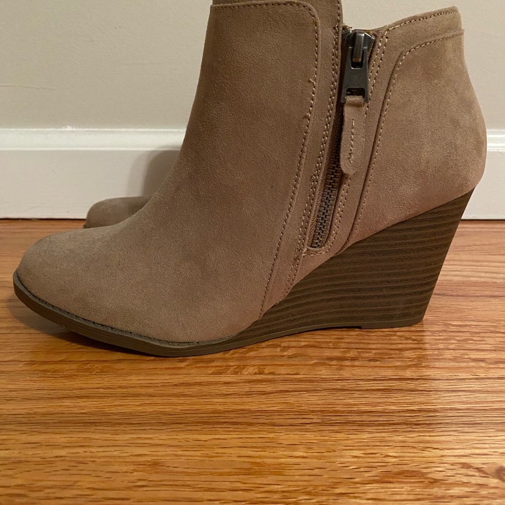 Wedge Bootie - Picture 4 of 6